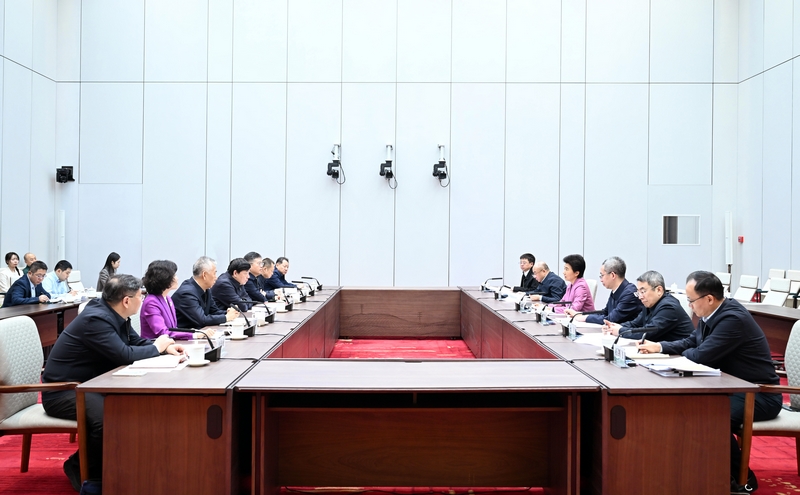 梁惠玲在京拜会国家电网有限公司董事长张智刚