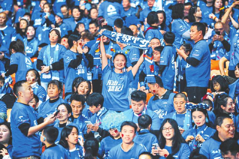 守护“川超”体验感 培育消费新场景