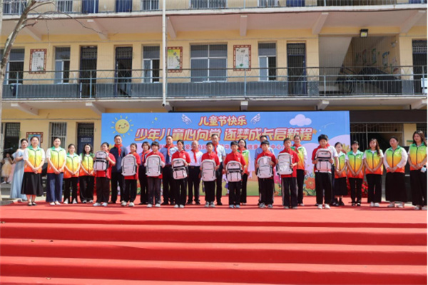 南阳桐柏：“桐柏小花“爱心妈妈暖心护航 童心向党情暖困境儿童逐梦成长