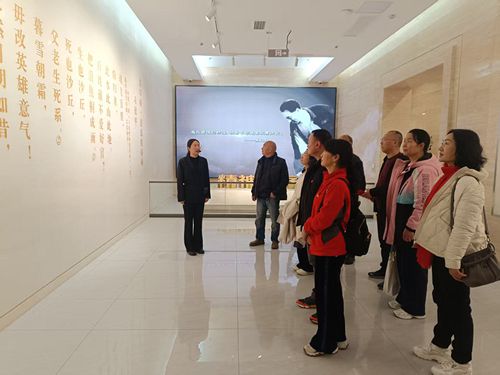 郑州市上街区实践基地组织党员教师开展主题学习活动