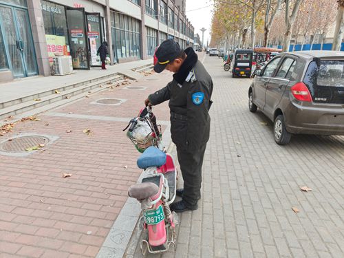 电动车钥匙未拔险丢失,郑州市上街巡防暖心寻主获点赞