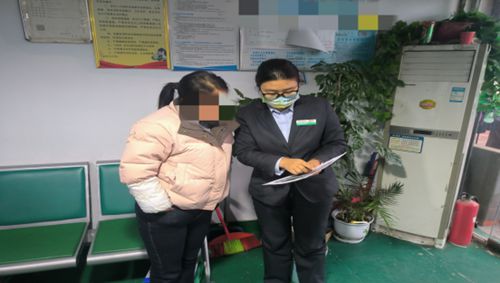 反诈宣传入街巷 贴心服务护商户