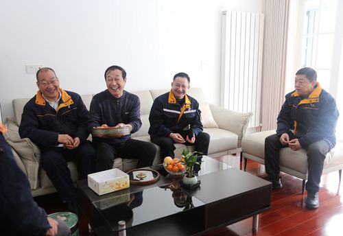 中铝物流中部陆港开展节前走访慰问送温暖活动 