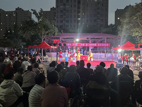 “四季村晚”戏韵润乡土 专场演出唱响郑州市上街区峡窝镇石嘴村
