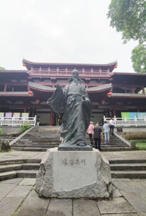  不远千里拜诗豪 豫粤同心传文脉  刘禹锡纪念馆参观学习交流活动